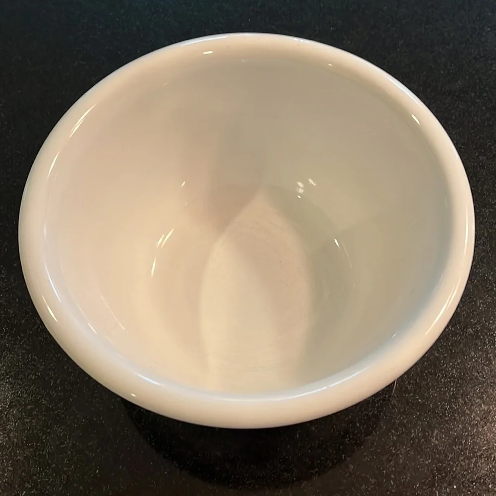 8.75" Mixing Bowl Callaway (Corelle) - Excellent Condition - Picture 3 of 7